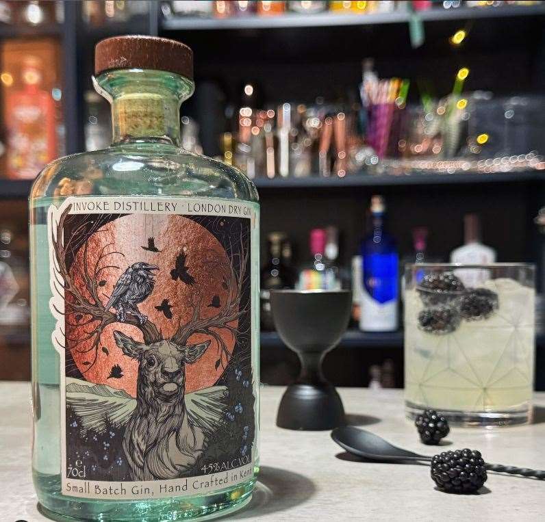 The friends' gin is already a prize-winner